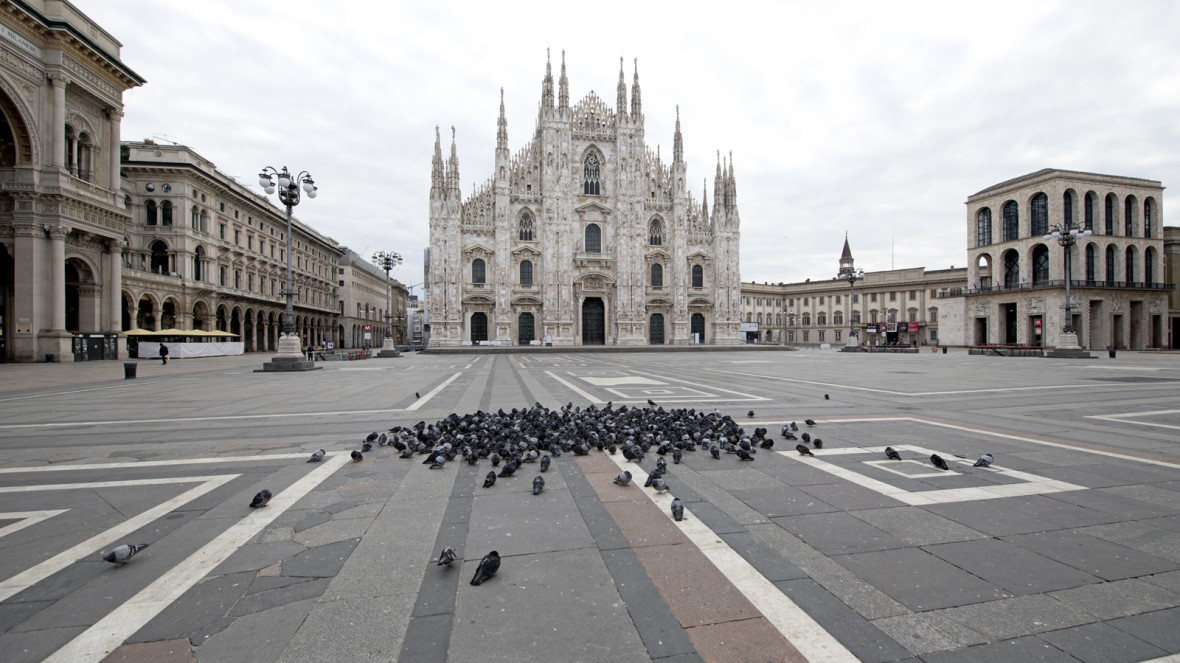 Mailand in Zeiten des Coronavirus: Die berühmte Piazza del Duomo ist menschenleer. 