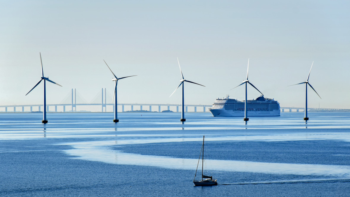 Øresund between Denmark and Sweden: The EU is seeking new governance strategies for its maritime policy.